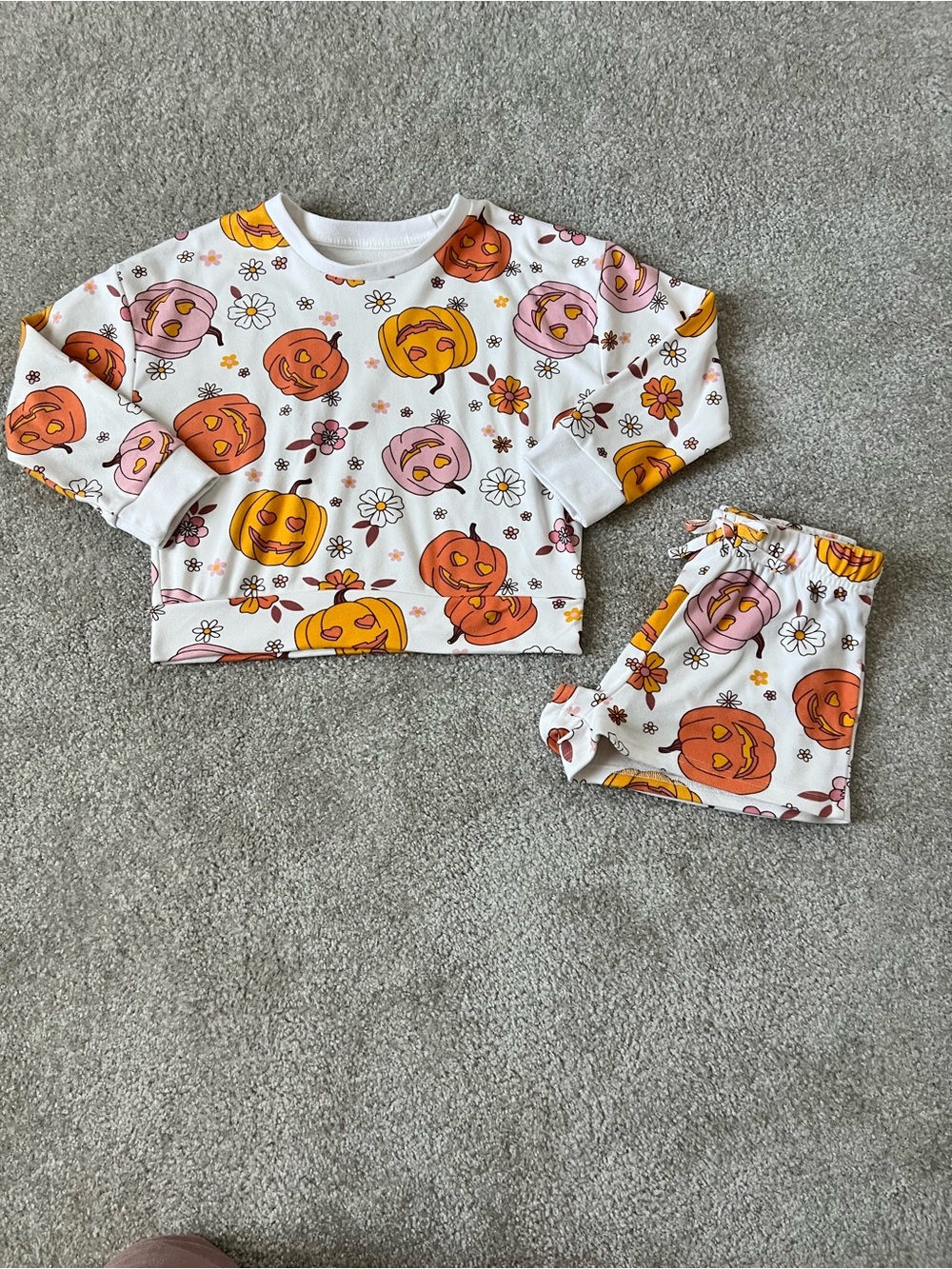 Kids White Halloween Pumpkin Print Sweatshirt & Shorts Set